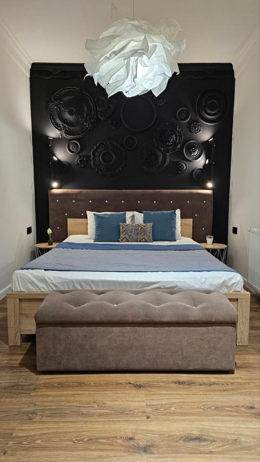 Black Room Apartment Mukacheve Exterior photo